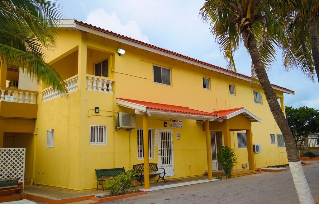 Coconut Inn Palm Beach Exteriör bild
